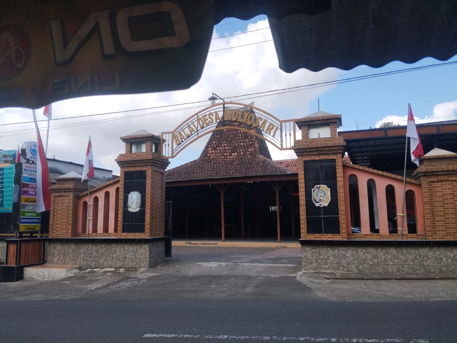 Balai desa