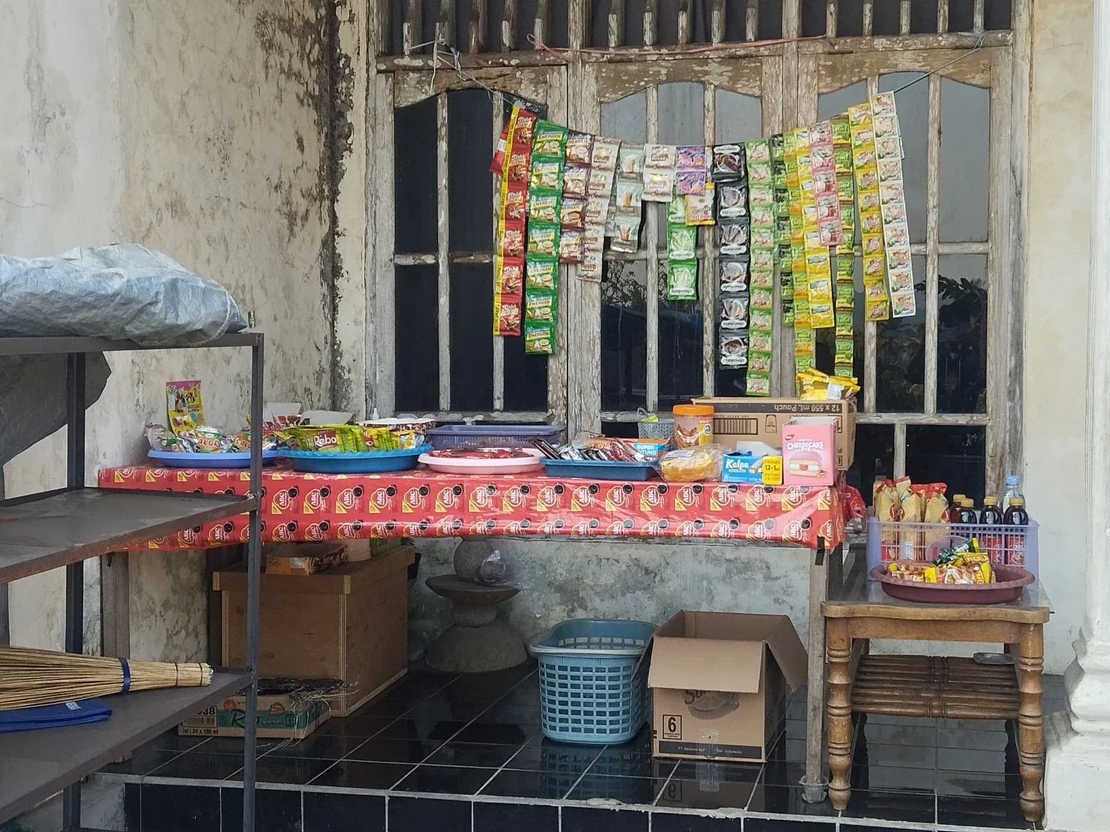 Warung jajan dan snack